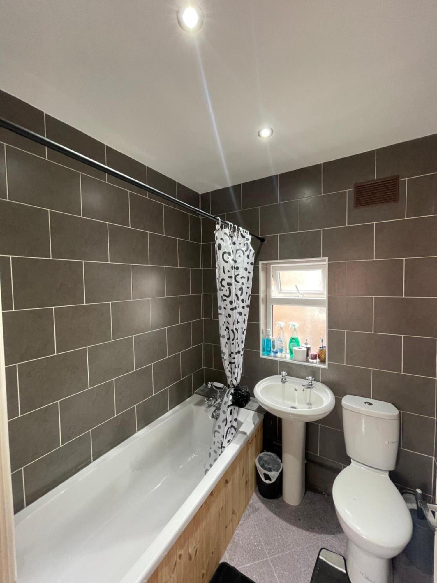 Luxestay Rooms - Old Trafford Manchester Esterno foto